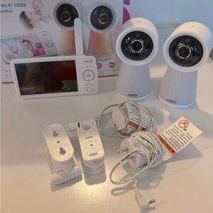 Vtech WiFi baby monitor. View at home with monitor or on the go. 5” screen 1080P